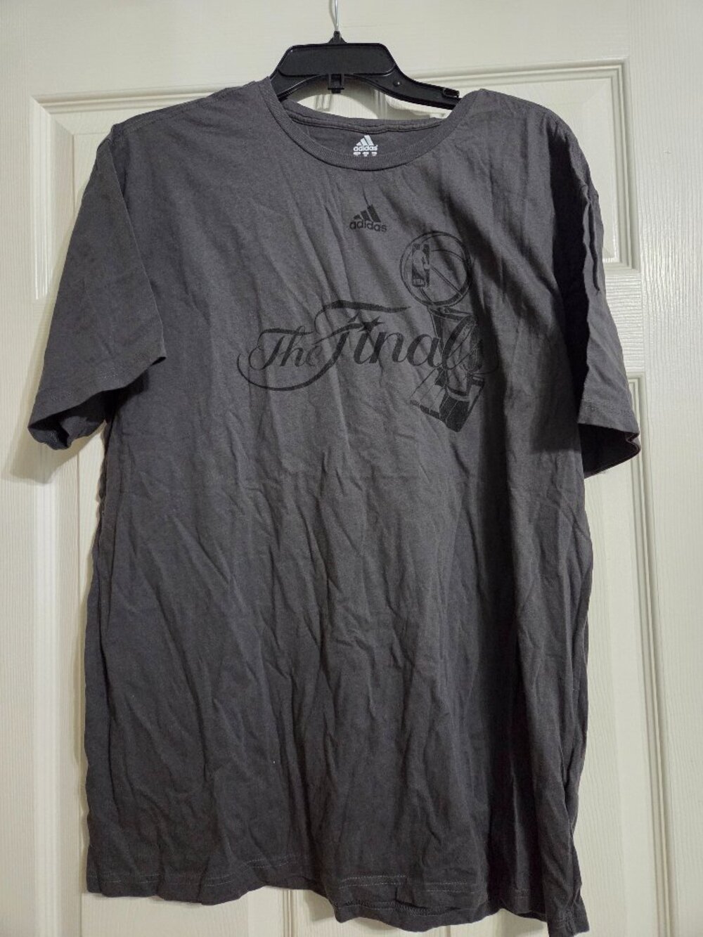 Adidas T-Shirt